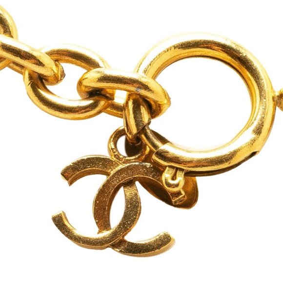 CHANEL CC Logos Round Emblem Necklace 17" Gold Tone Auth - Picture 5 of 5